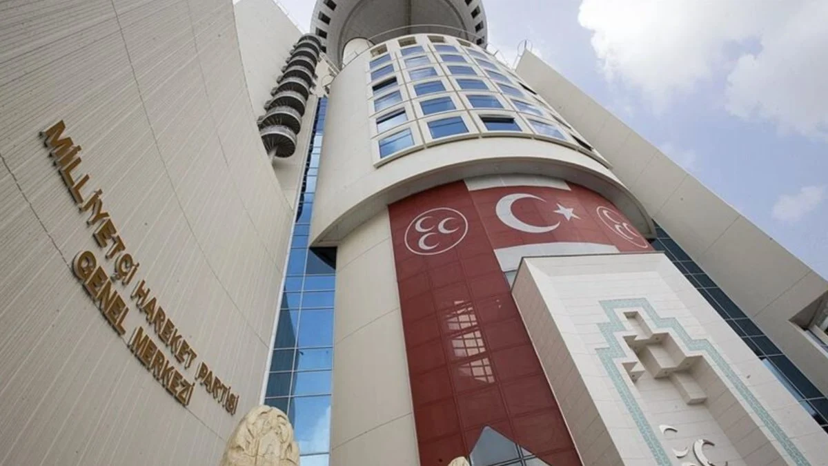 MHP Ardahan İl Teşkilatı feshedildi, yeni il başkanı Sevim Köseliören oldu