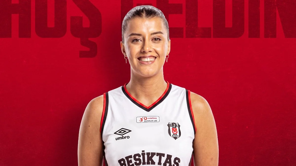 Beşiktaş Kadın Voleybol Takımı, Simay Kurt'u transfer etti
