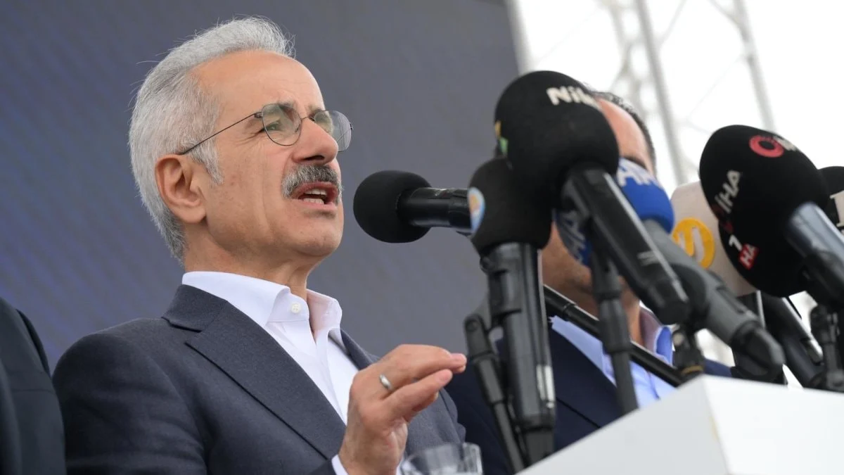 Abdulkadir Uraloğlu: Çeşmeli-Kızkalesi tamamlandığında seyahat süresi 18 dakikaya düşecek