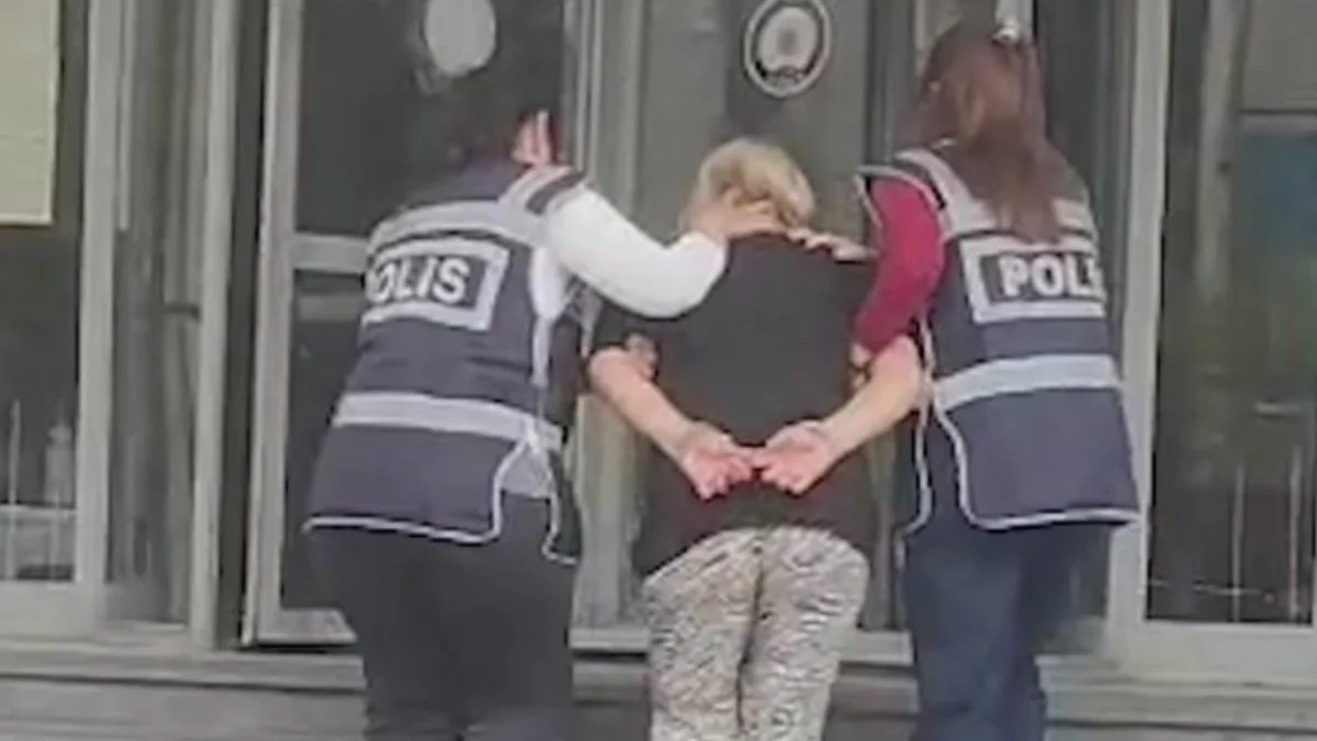 Hırsızlık suçundan 70 yıl cezası bulunan kadın Kayseri'de yakalandı