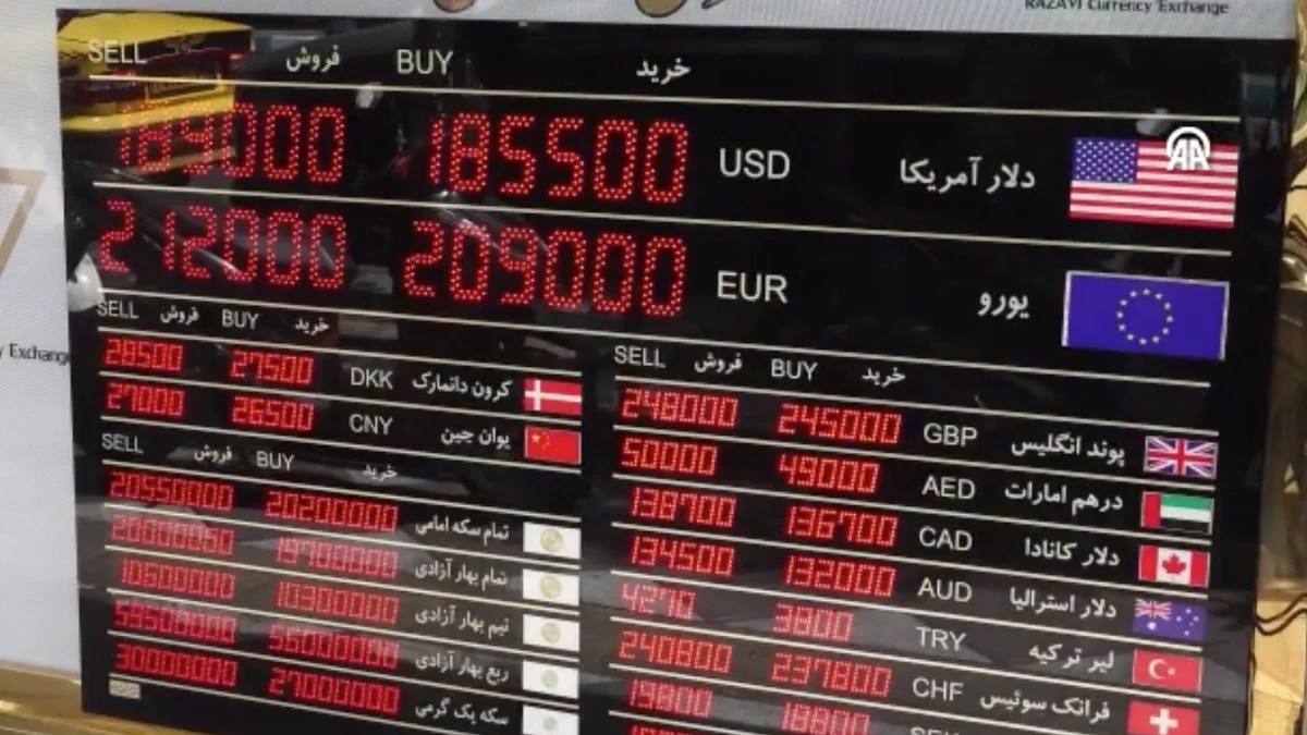 Dolar, İran’ın ulusal para birimi karşısında tarihi zirveye ulaştı