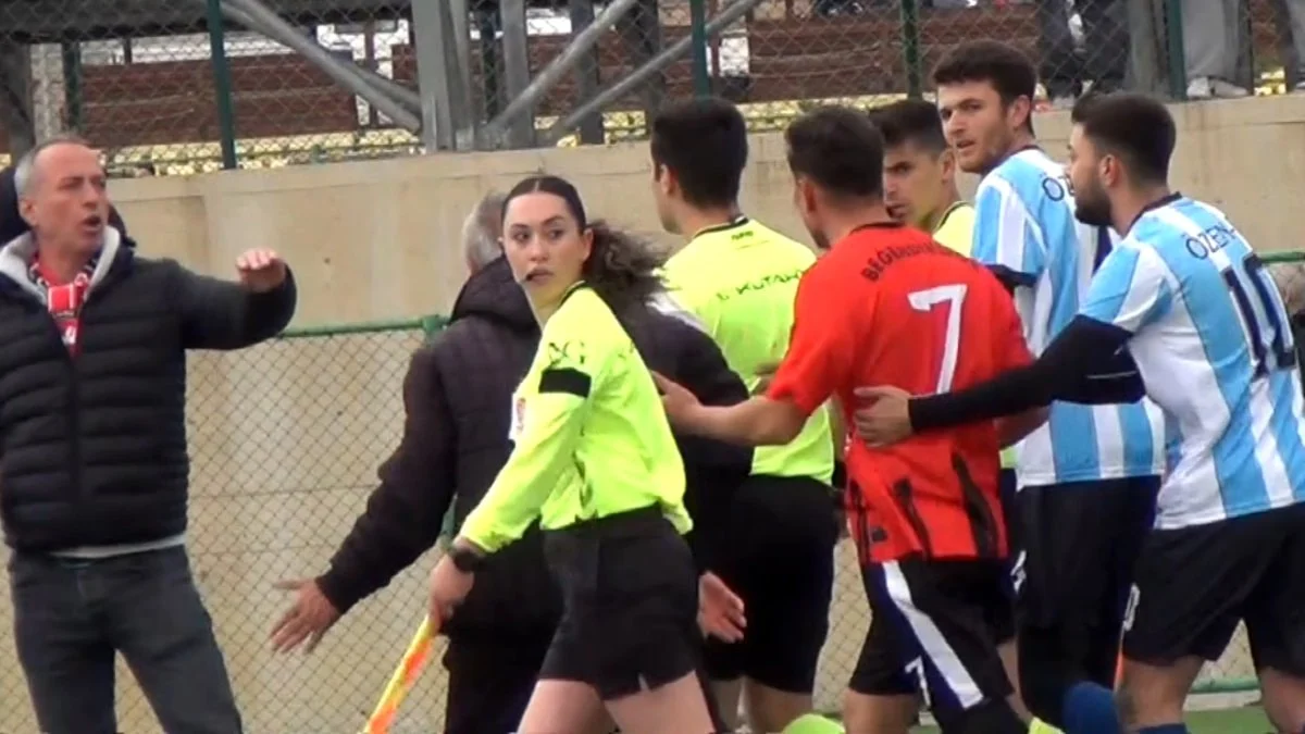 Edirne'de amatör maçta hakeme yumruk: Futbolcu gözaltına alındı