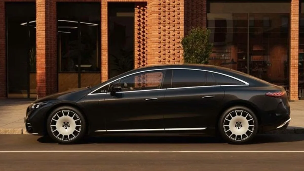 Yeni Mercedes-Benz EQS tanıtıldı: İşte fiyatı ve özellikleri